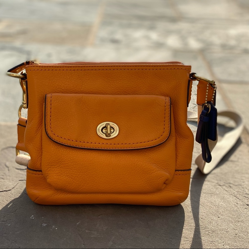 Coach Crossbody bag in Orange